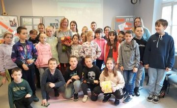 "O roślinach i książkach" - wiosenne, niezwykłe spotkanie autorskie klas trzecich z panią Urszulą Ewertowską.
