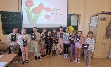 Dzień Kobiet i warsztaty w klasie 1 b