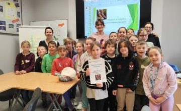 Klasa 2 a na warsztatach w Bibliotece Pedagogicznej