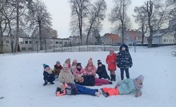 Zimowe szaleństwo na świetlicy szkolnej