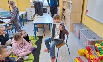 Spotkanie z muzyką w klasie 0 A