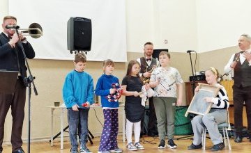 Jazzowa podróż z zespołem "Dixie z Piotrowskiej"