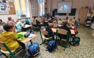 Uczniowie klasy 1 c świętują Dzień Chłopca (4)