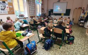 Uczniowie klasy 1 c świętują Dzień Chłopca (3)