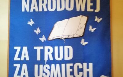 Uczniowie klasy 3 B podczas Akademia z okazji Dnia Edukacji Narodowej (1)