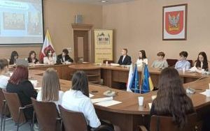 Uroczysta sesja Młodzieżowej Rady Miasta Oleśnica.  (8)