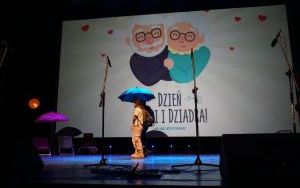 Przedstawienie z okazji Dnia Babci i Dziadka (11)