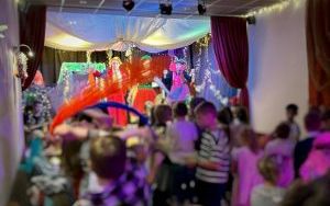 Wycieczka uczniów klas 1 do Magicznego Teatru Muzycznego  (6)