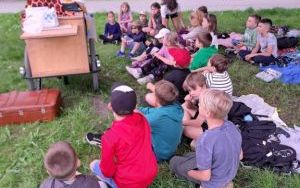 Dzień Dziecka w 2 B – mali „Adepci robakologii” (9)