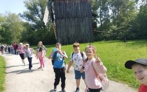 Wycieczka uczniów klasy 2 b i 3 a do Bierkowic (14)