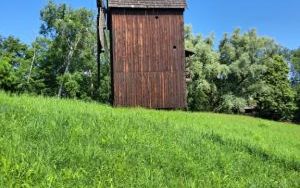 Wycieczka uczniów klasy 2 b i 3 a do Bierkowic (2)