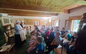 Wycieczka uczniów klasy 2 b i 3 a do Bierkowic (4)