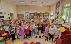 ''Mała Książka - Wielki Człowiek" (2)