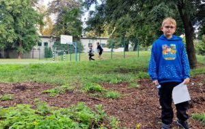 Obserwatorzy przyrody z klasy 2 B (10)