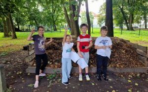 Obserwatorzy przyrody z klasy 2 B (6)
