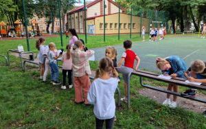 Obserwatorzy przyrody z klasy 2 B (3)