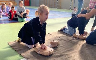 praktyczne zajęcia z resuscytacji krążeniowo-oddechowej (20)