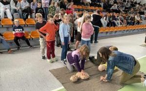 praktyczne zajęcia z resuscytacji krążeniowo-oddechowej (9)