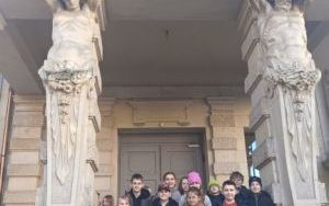 Wycieczka 6a i 7b do Wrocławskiego Teatru Lalek (7)