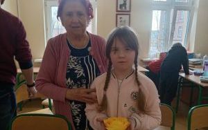 Integracja międzypokoleniowa w świetlicy szkolnej (10)