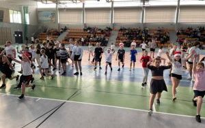 Mikołajkowy Turniej Sportowy w SP1  (2)