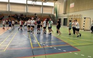 Mikołajkowy Turniej Sportowy w SP1  (1)