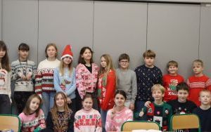 Dzień świątecznego swetra (11)