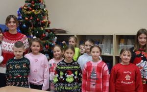 Dzień świątecznego swetra (6)