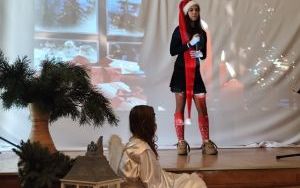 Koncert świąteczny w naszej szkole (7)