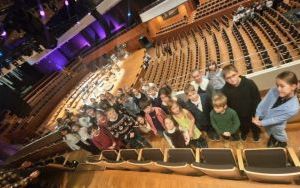 Wycieczka uczniów klas 2, 3 i 4 do Narodowego Forum Muzyki we Wrocławiu (6)