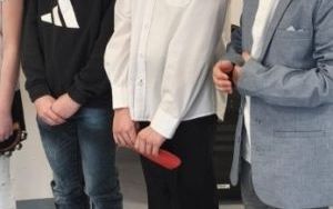 Uczniowie naszej Szkoły z wizytą w Dziennym Domu Senior+ w Oleśnicy (17)