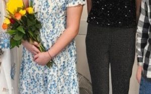 Uczniowie naszej Szkoły z wizytą w Dziennym Domu Senior+ w Oleśnicy (12)