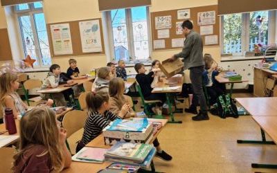 Zajęcia z ciekłym azotem w klasie 2 b i 4 c (18)