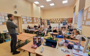 Zajęcia z ciekłym azotem w klasie 2 b i 4 c (17)