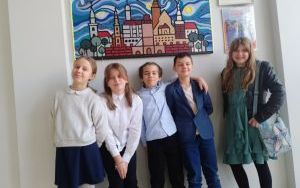 Nasi uczniowie podczas miejskich eliminacji XXIX Dolnośląskiego Konkursu Recytatorskiego "Pegazik 2026" (10)