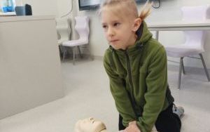 Spotkanie uczniów klasy 1b z ratownikiem (5)