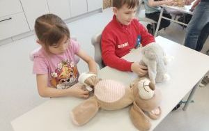 Spotkanie uczniów klasy 1b z ratownikiem (3)