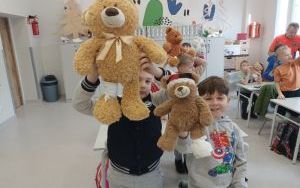 Spotkanie uczniów klasy 1b z ratownikiem (1)