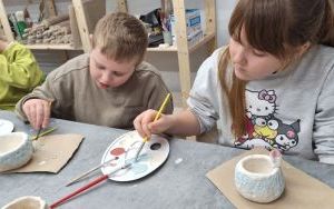 Warsztaty ceramiczne oraz zajęcia biblioteczne uczniów klasy 2 a (13)