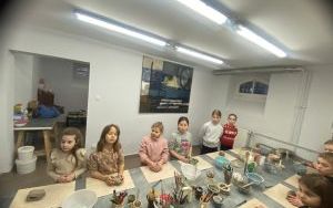 Warsztaty ceramiczne oraz zajęcia biblioteczne uczniów klasy 2 a (6)
