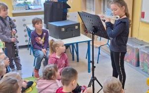 Spotkanie z muzyką w klasie 0 A (4)