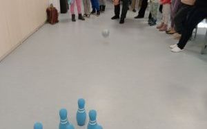 Wizyta świetlicy szkolnej w Dziennym Domu Seniora (1)