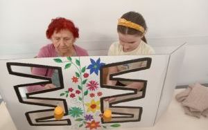 Wizyta świetlicy szkolnej w Dziennym Domu Seniora (12)