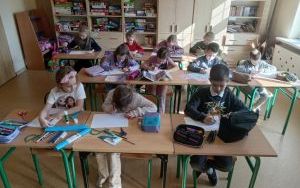 Szkolny konkurs plastyczny „Wiosna w lesie” (18)