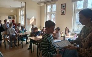 Szkolny konkurs plastyczny „Wiosna w lesie” (12)