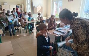 Szkolny konkurs plastyczny „Wiosna w lesie” (8)