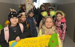 Pierwszy Dzień Wiosny w naszej szkole (12)