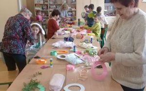 Świąteczne spotkanie z Seniorkami w świetlicy szkolne (4)