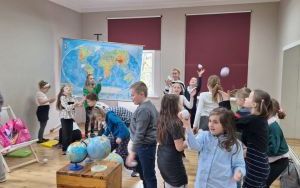 Spotkanie z podróżniczką – inspirująca lekcja dla uczniów klasy 2a (7)