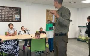 Uczniowie klasy 3a z wizytą w Nadleśnictwie Oleśnica Śląska (1)